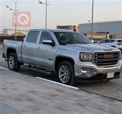 GMC Sierra
